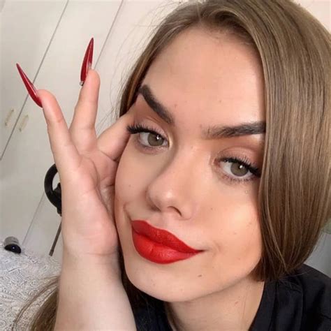 valentina midget biografia|Valentina Midget – Net Worth, Age, Height, Family,。